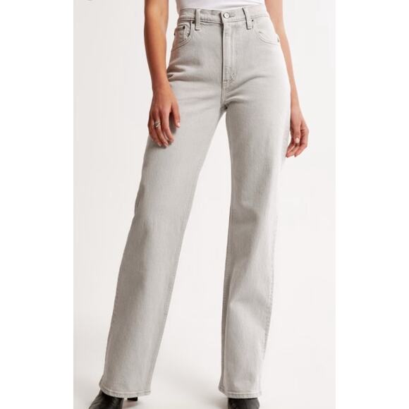 Abercrombie & Fitch Women's High Rise Jeans - Light Gray - Picture 4 of 8